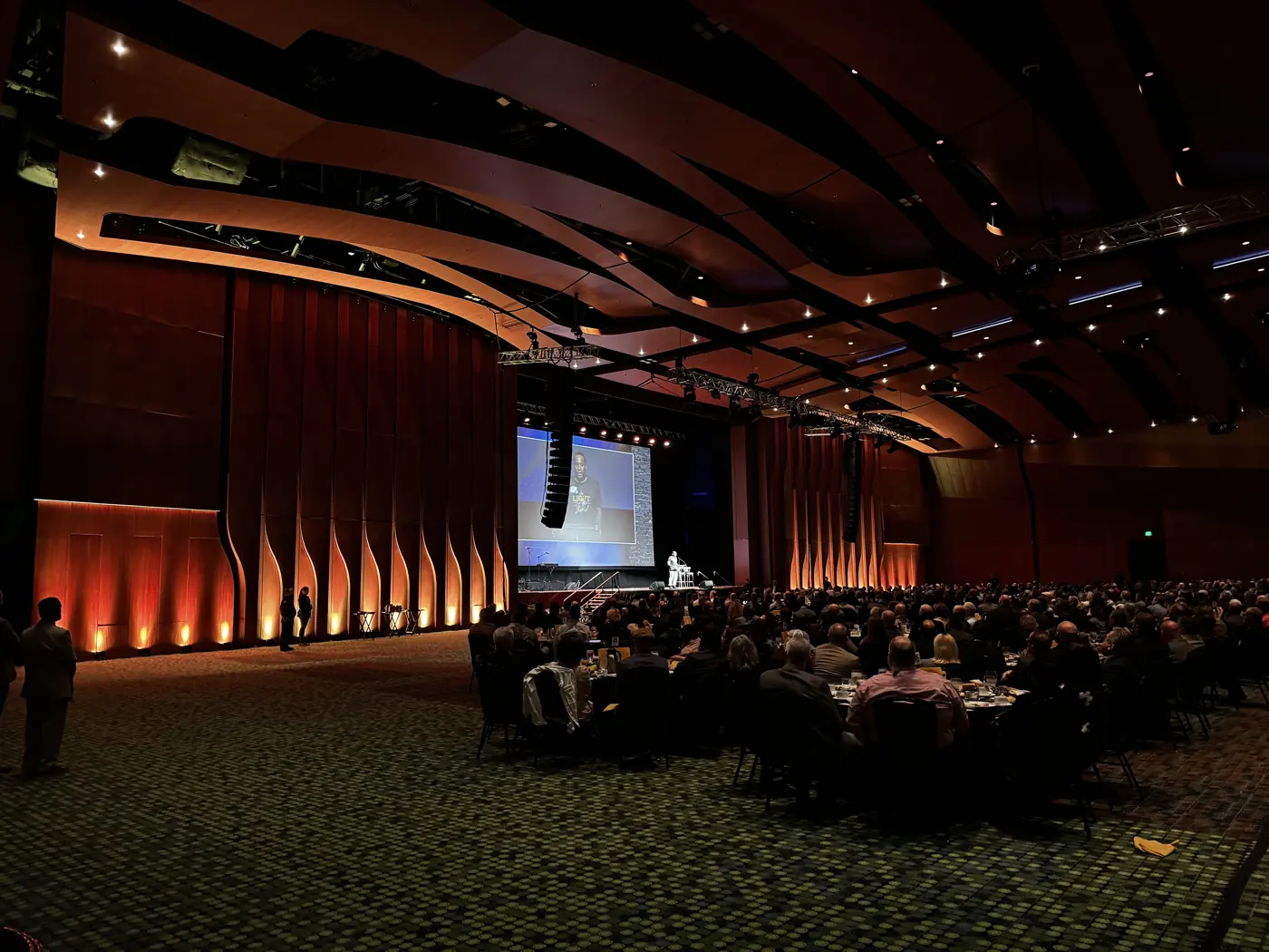 Main session stage and screens built by Orange Thread LIVE in the Music City Center Grand Ballroom